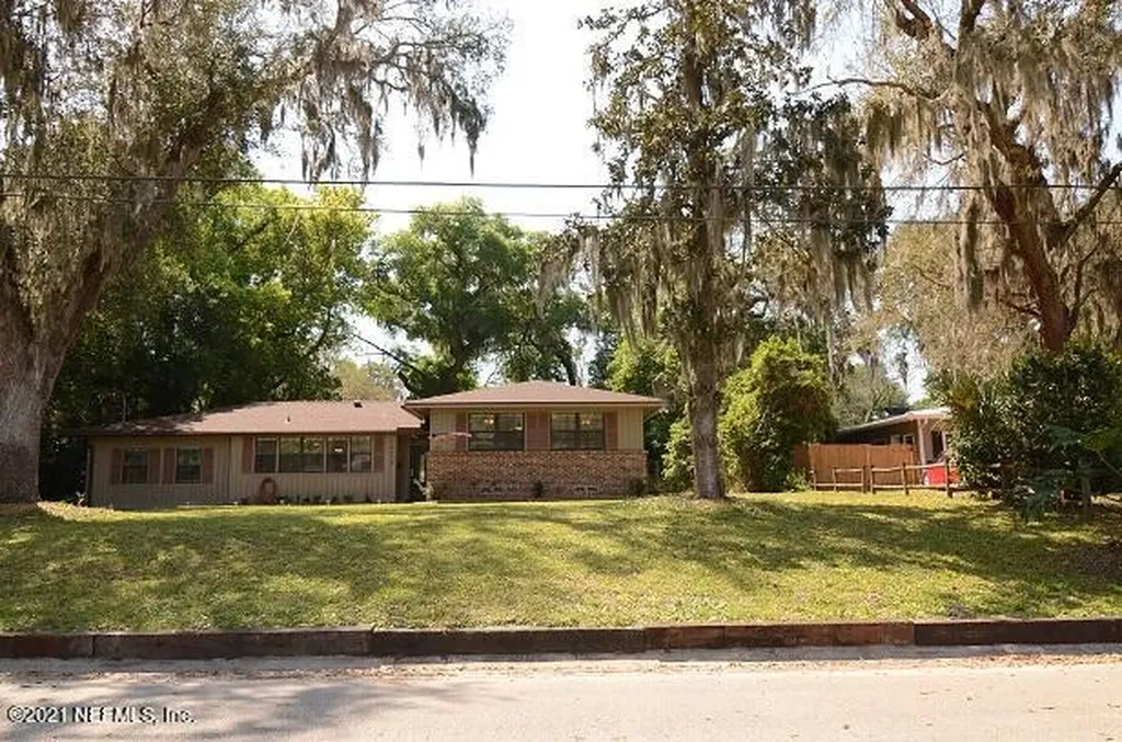 10578 Lake View Road E Jacksonville FL 32225