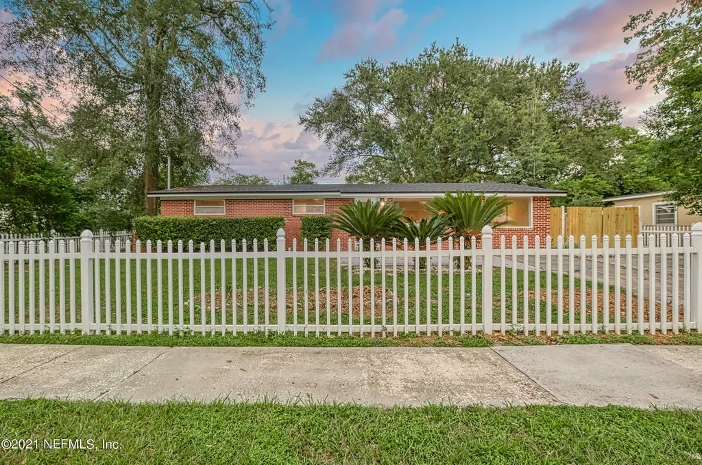 5617 Dart Drive Jacksonville FL 32244