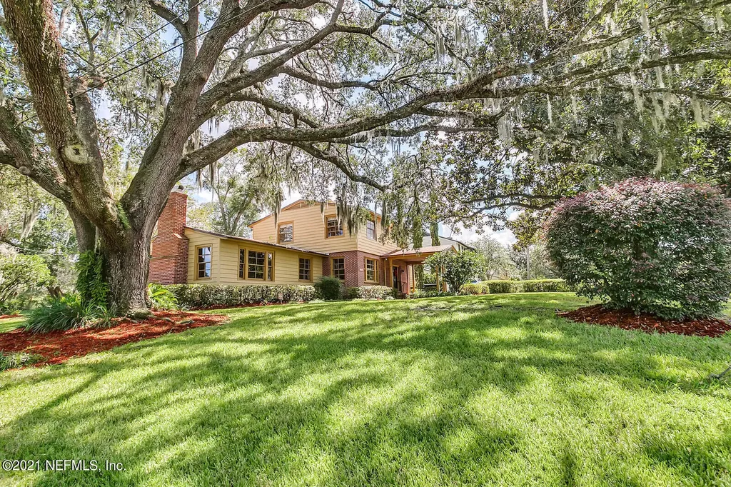 2405 Pineridge Road Jacksonville FL 32207