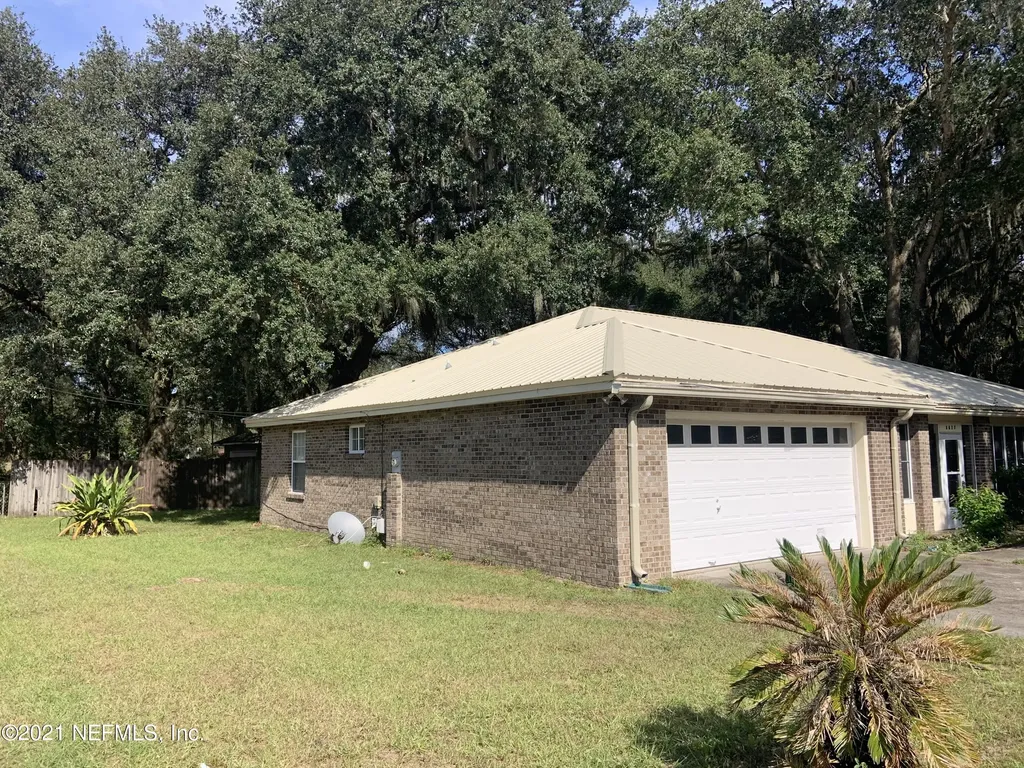 8677 Hipps Road Jacksonville FL 32244