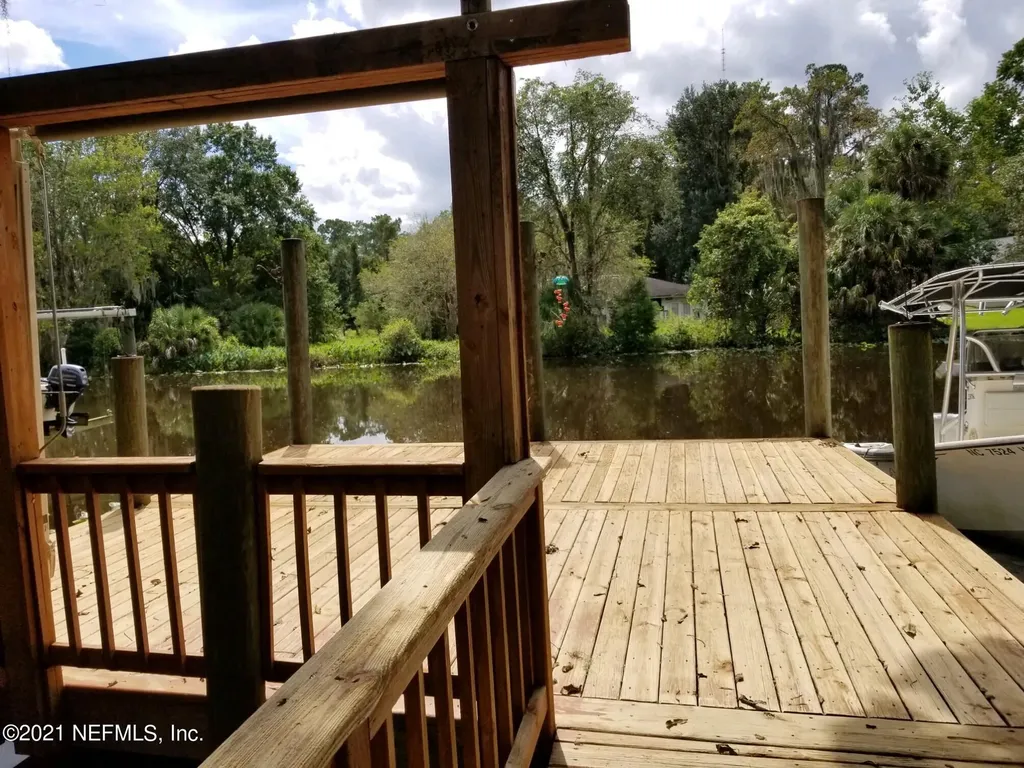1570 Mardis Place W Jacksonville FL 32205