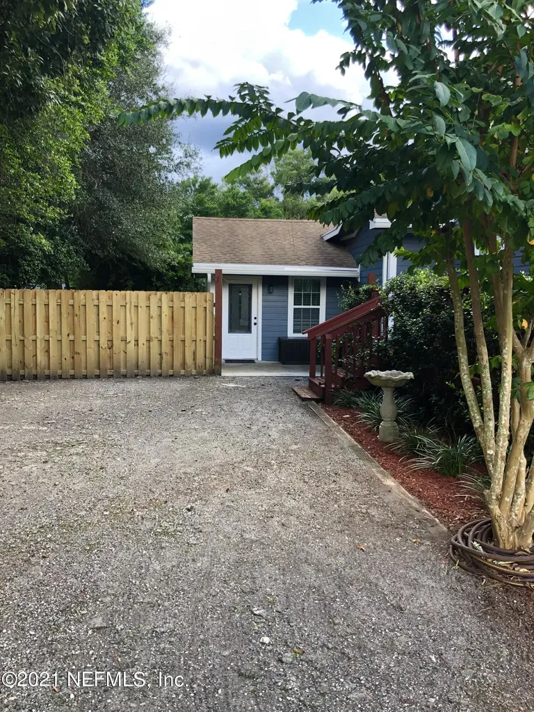 9720 Jupiter Court N Jacksonville FL 32246