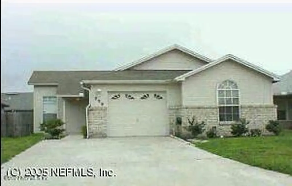 309 Carriann Cove Trail W Jacksonville FL 32225