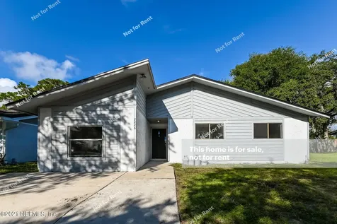 2226 Fairway Villas Lane N Atlantic Beach FL 32233