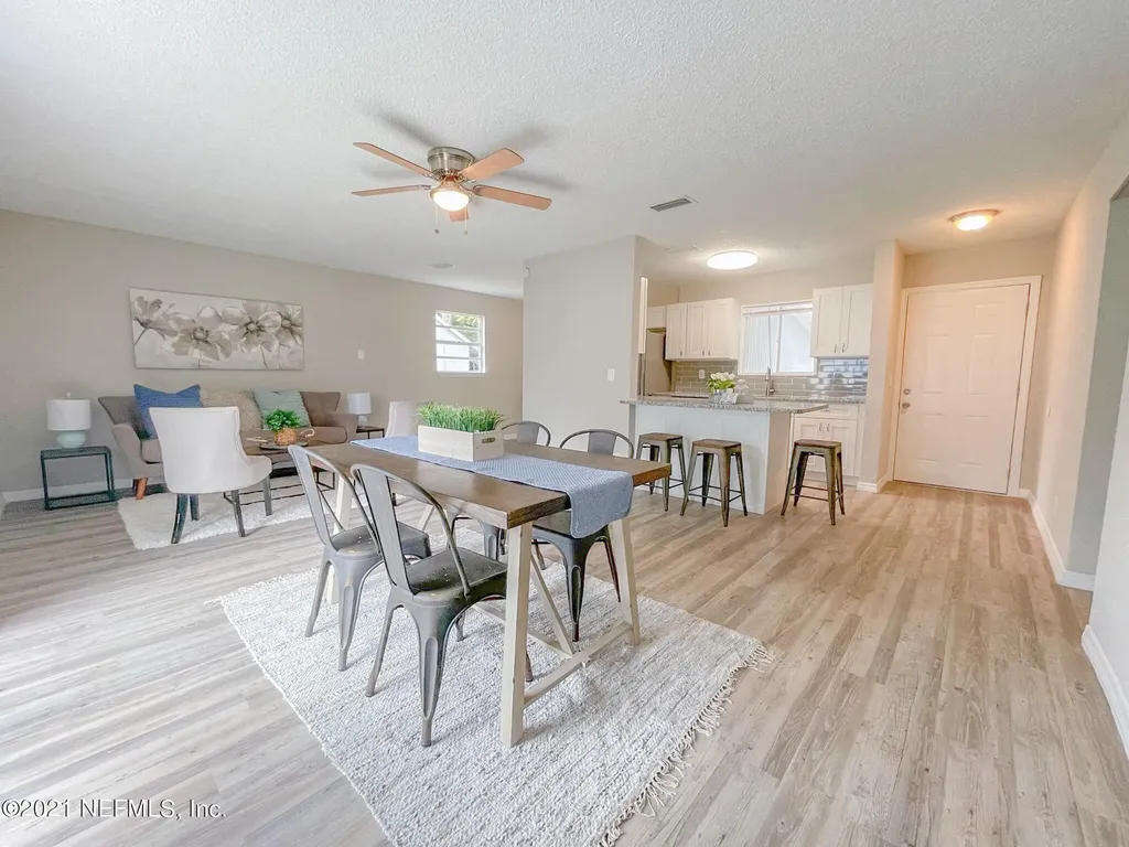 7084 Cheshire Cat Court Jacksonville FL 32210