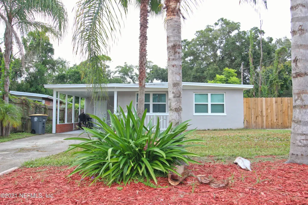 7825 Eaton Avenue Jacksonville FL 32211