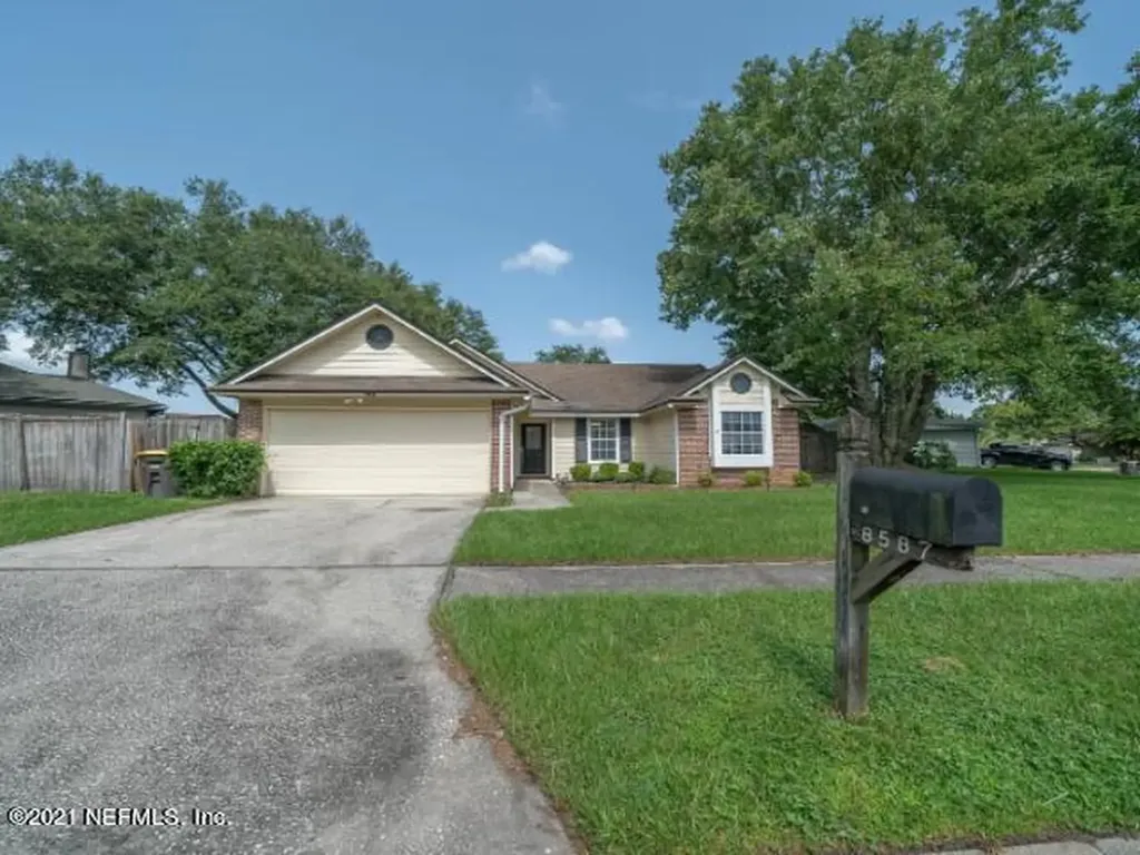 8587 Bandera Circle W Jacksonville FL 32244
