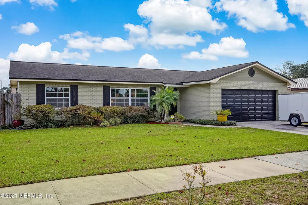 6087 Channel Court Jacksonville FL 32244