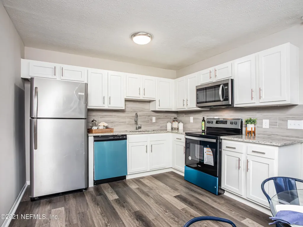 6521 Wilson Boulevard Jacksonville FL 32210