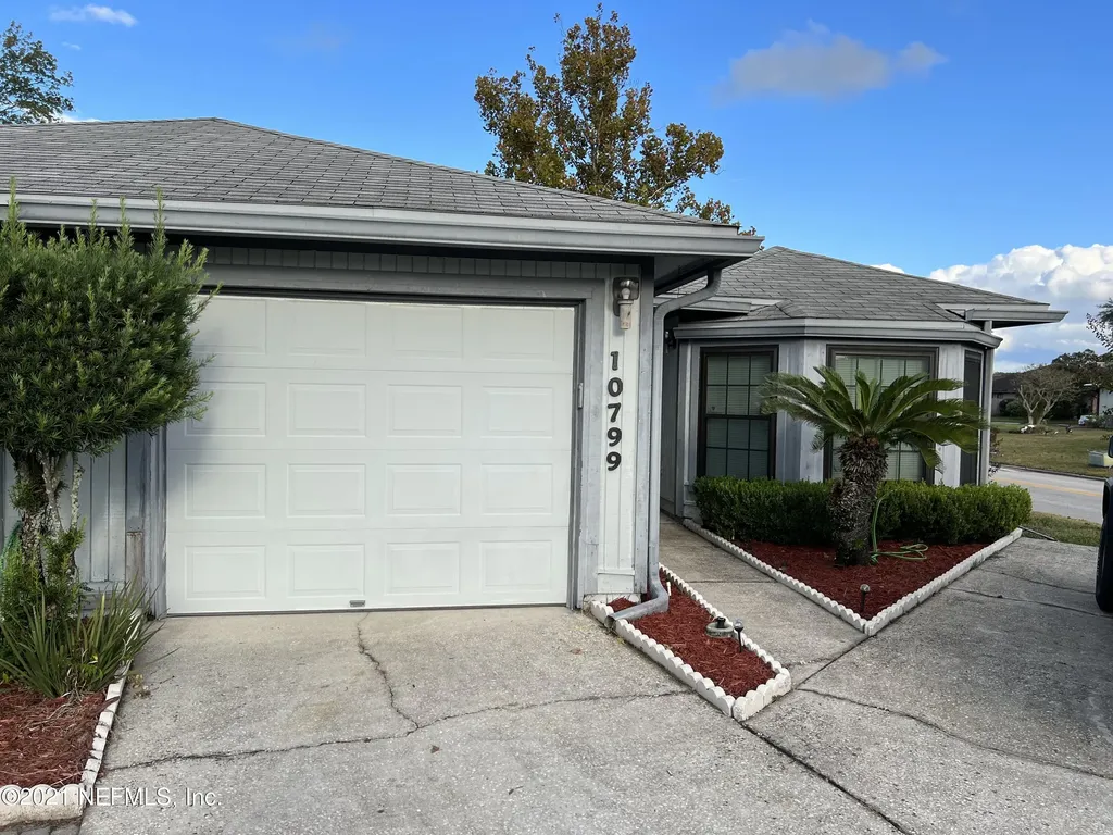 10799 Lost Pine Court Jacksonville FL 32246