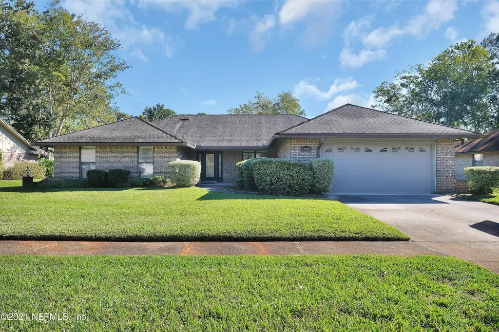 11843 Stonebridge Drive W Jacksonville FL 32223