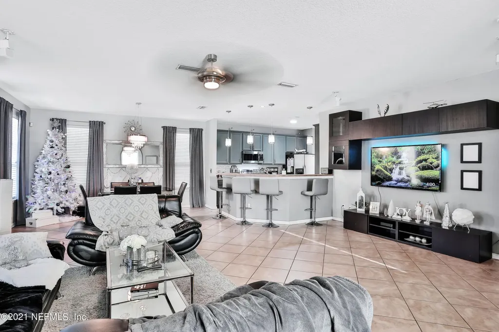 5822 Parkstone Crossing Drive Jacksonville FL 32258