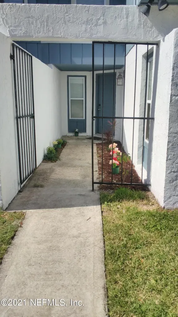 2872 Sand Castle Lane Jacksonville FL 32233