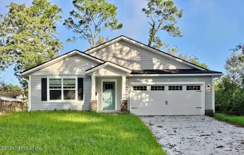 1536 River Hills Circle W Jacksonville FL 32211