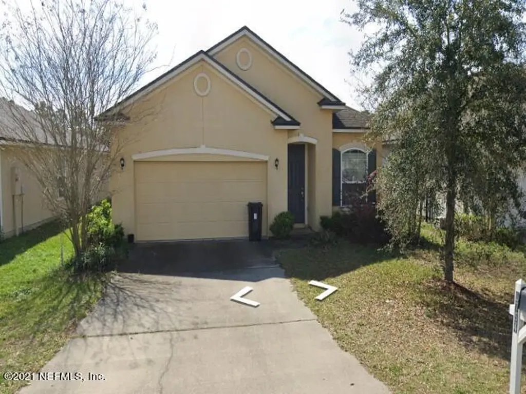 5754 Village Pond Circle Jacksonville FL 32222