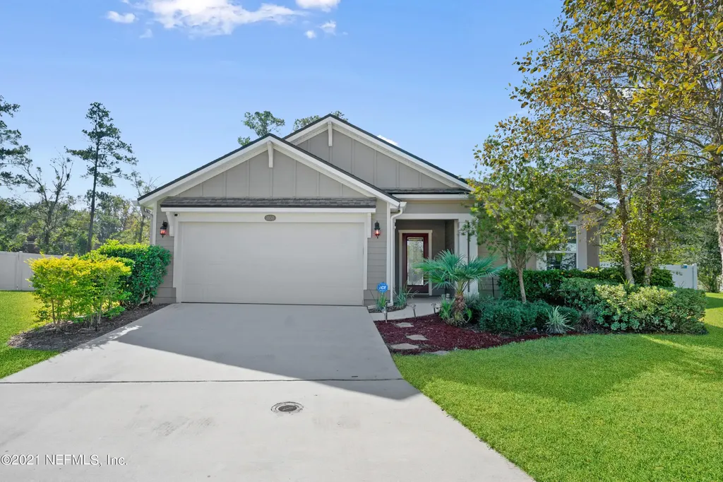 1950 Catlyn Court Green Cove Springs FL 32043