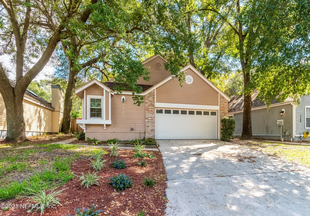 7763 Mystic Point Court E Jacksonville FL 32277