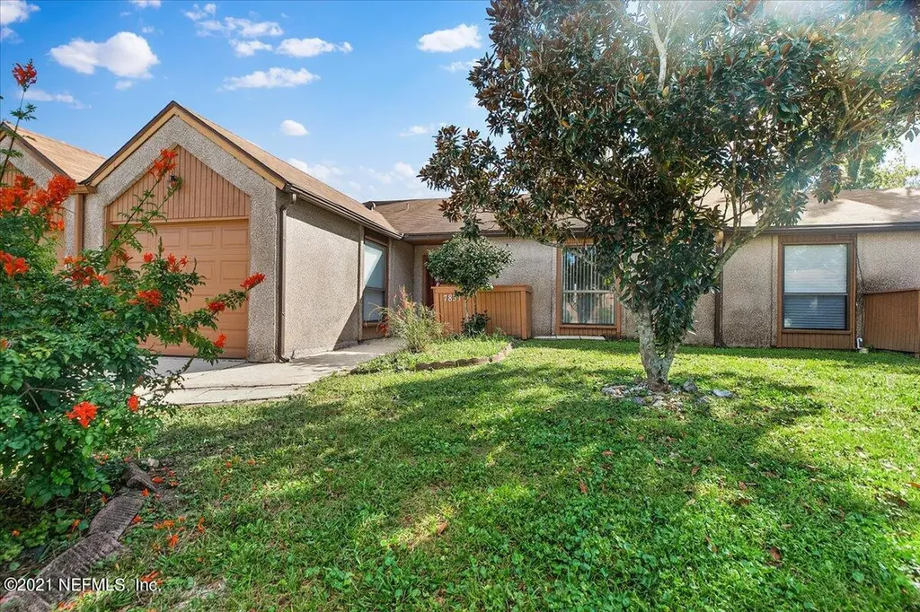 7831 Fawn Hill Court Jacksonville FL 32256