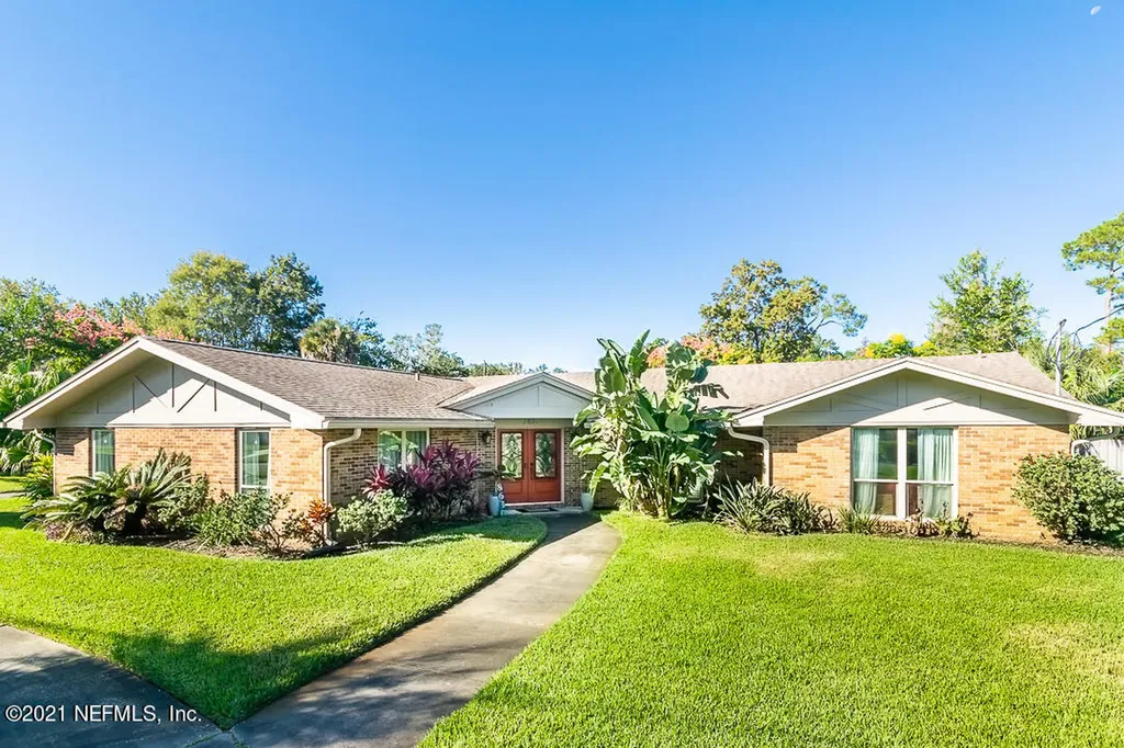 8630 La Losa Drive W Jacksonville FL 32217