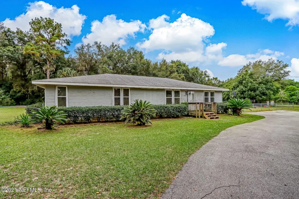 417 W Peniel Road Palatka FL 32177