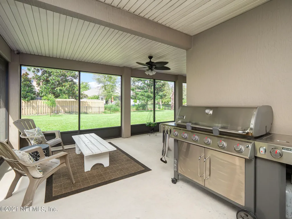 4277 Victoria Lakes Drive W Jacksonville FL 32226