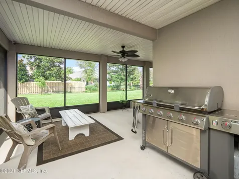 4277 Victoria Lakes Drive W Jacksonville FL 32226