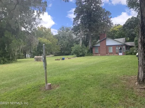 307 Pine Street Crescent City FL 32112