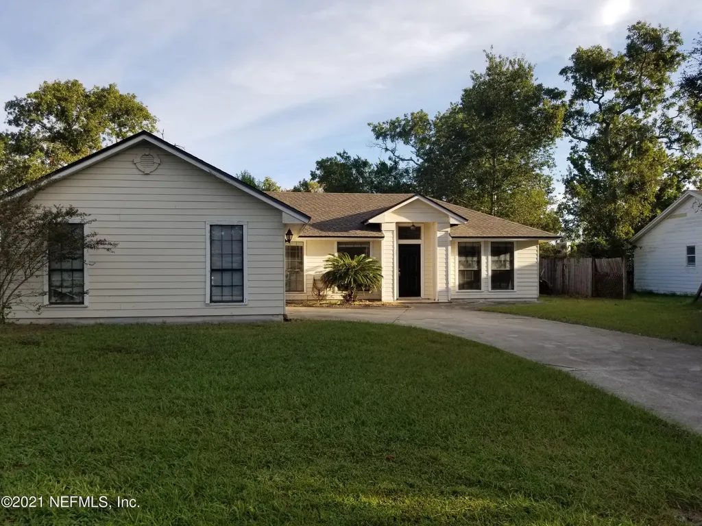 2954 Russell Oaks Drive Green Cove Springs FL 32043