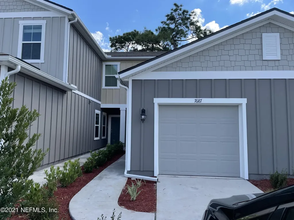 7687 Legacy Trail Jacksonville FL 32256