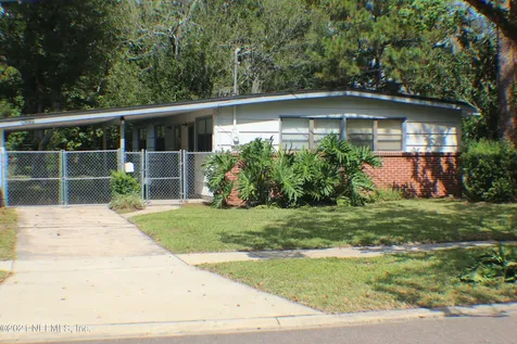 5221 Santa Monica Boulevard N Jacksonville FL 32207