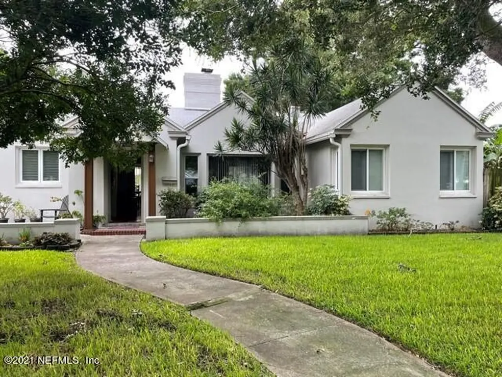 6210 4th Street S St. Petersburg FL 33705