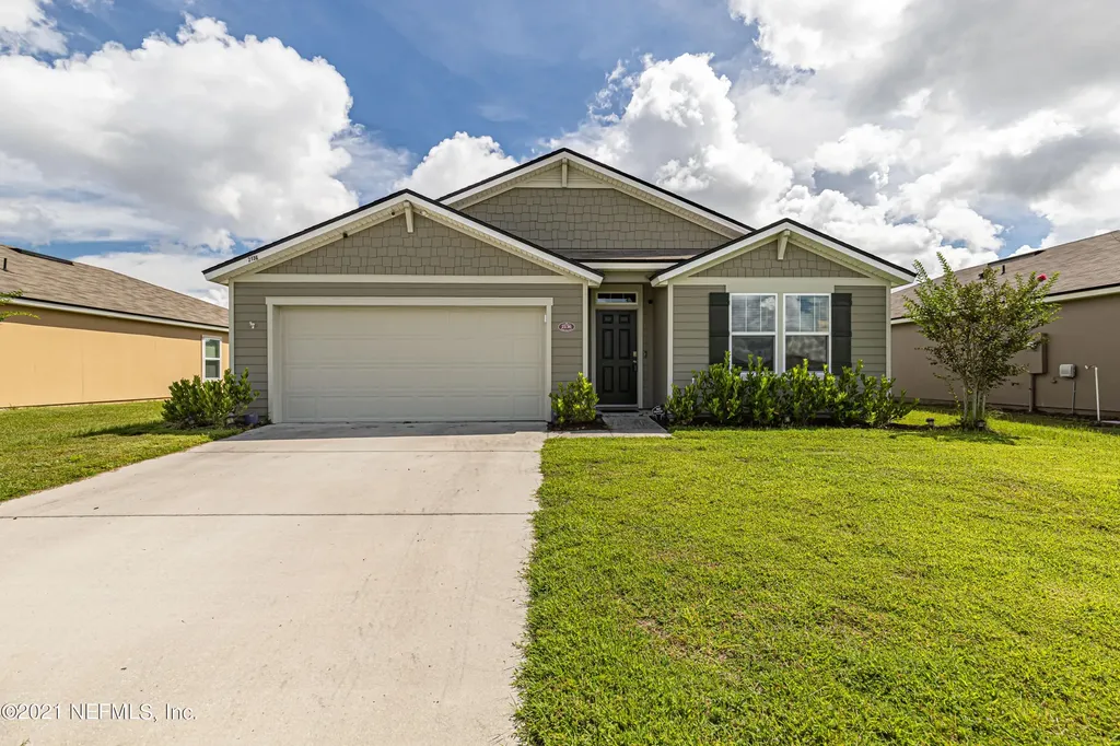 2136 Pebble Point Drive Green Cove Springs FL 32043