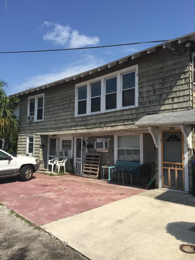 212 North Street Neptune Beach FL 32266