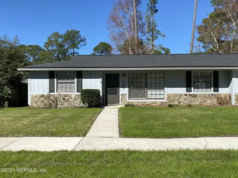 3363 Laurel Grove S Jacksonville FL 32223