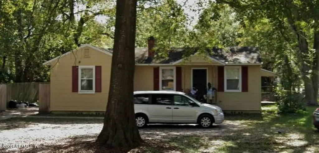2147 Allandale Circle N Jacksonville FL 32254