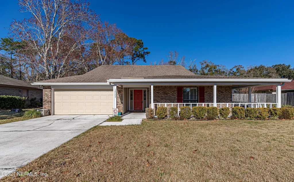 12553 Misty Hollow Drive N Jacksonville FL 32225