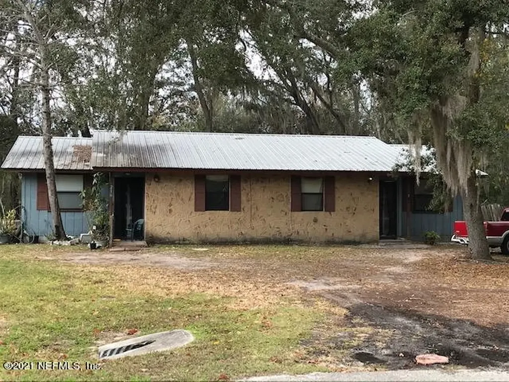 216-218 Skeet Club Road Palatka FL 32177
