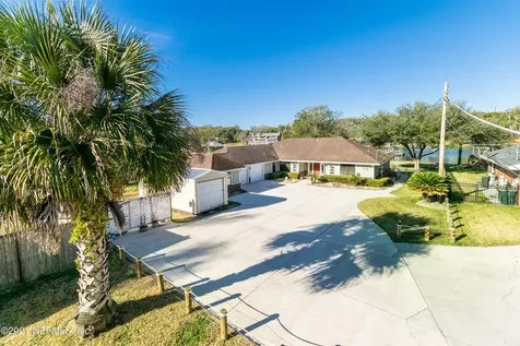 6200 Creetown Drive Jacksonville FL 32216