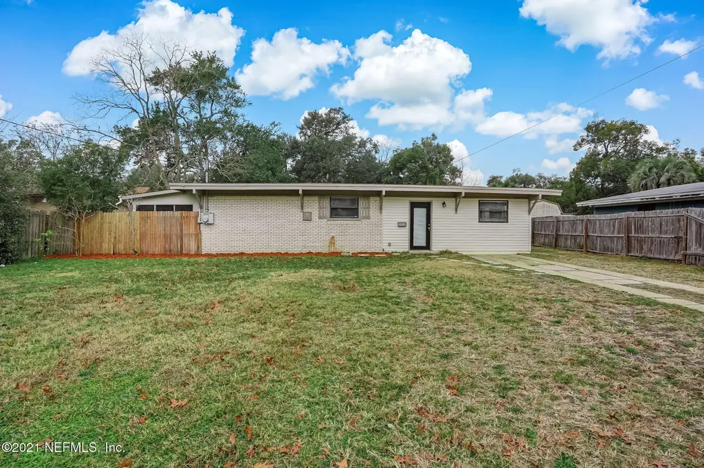 1916 Gamewell Road Jacksonville FL 32211