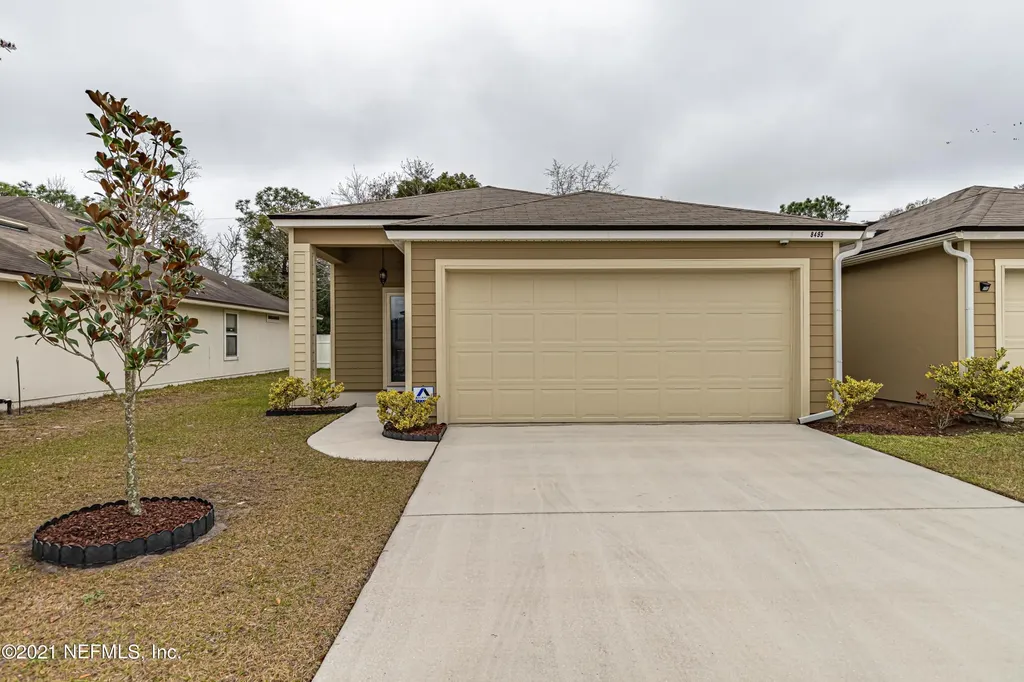 8495 Julia Marie Circle Jacksonville FL 32210