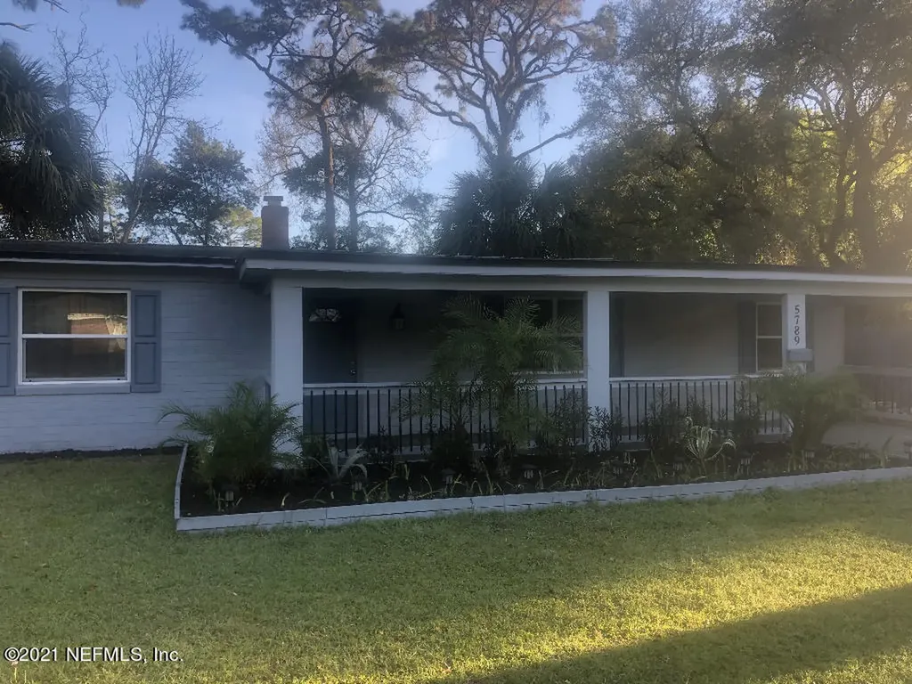 5789 Lake Lucina Drive N Jacksonville FL 32211