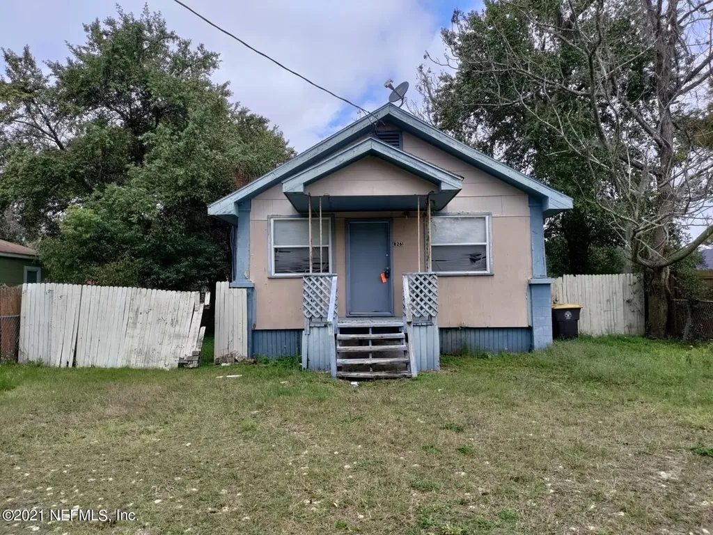 8261 Osteen Street Jacksonville FL 32210