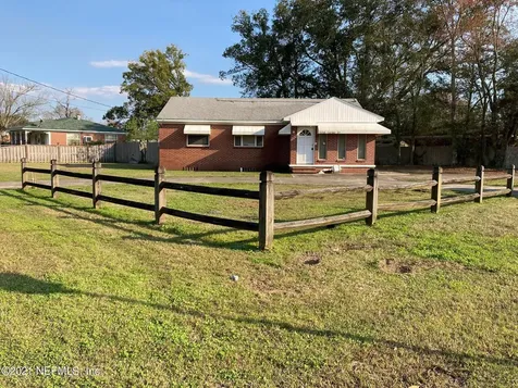 5266 Carder Street Jacksonville FL 32205