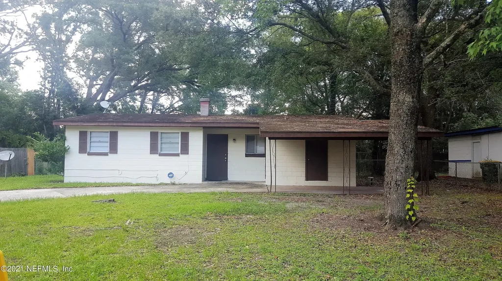 2317 Looking Glass Lane Jacksonville FL 32210