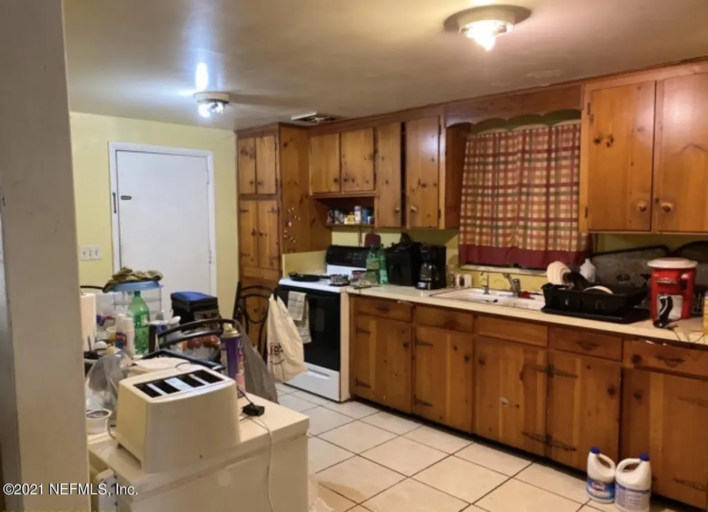 5555 Tampico Road Jacksonville FL 32244