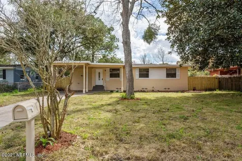 7442 Burlingame Drive S Jacksonville FL 32211