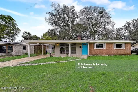 228 Renne Drive N Jacksonville FL 32218