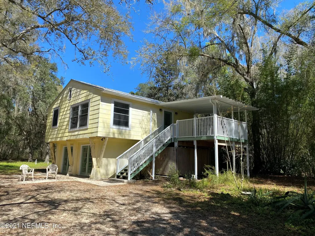1892 State Road 20 Hawthorne FL 32640