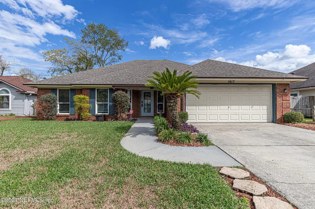 1617 Crabapple Cove Court N Jacksonville FL 32225