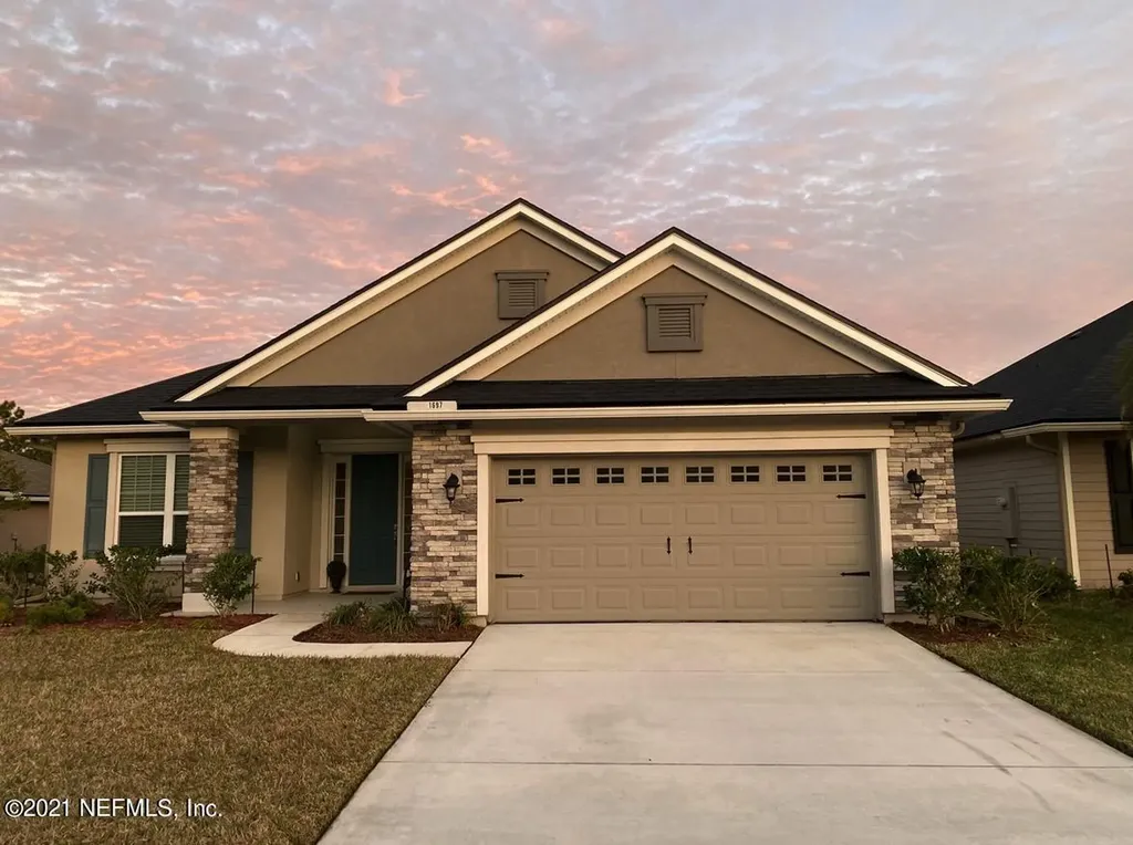 1697 Linda Lakes Lane Middleburg FL 32068